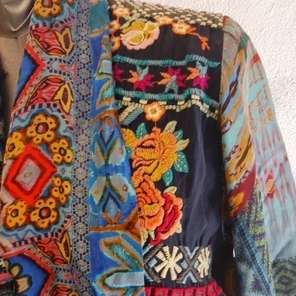 Johnny Was KobenEmbroidered Silk Twill Kimono GORGEOUS DESIGN AND RARE NWT